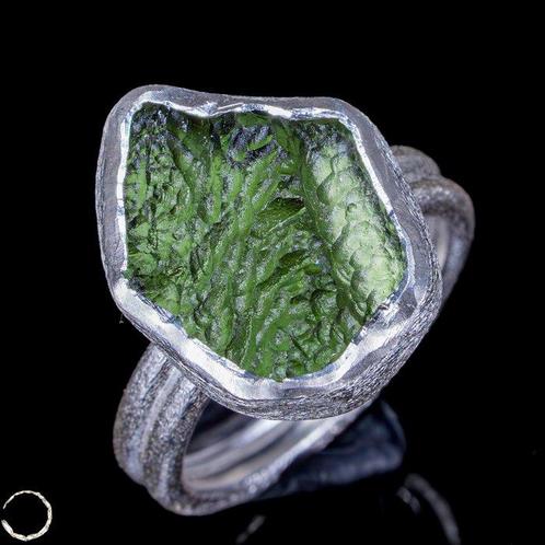 Zeldzame natuurlijke transparante moldaviet 42,85 ct - 925, Verzamelen, Mineralen en Fossielen