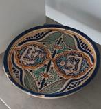 Asiette Berber de la maison Serghini - Porcelaine - Maroc -, Antiquités & Art