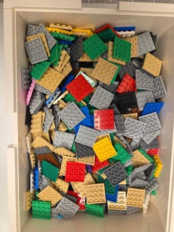 Lego Pièces - Grote partij lego plaatjes met lego opbergbox beschikbaar voor biedingen