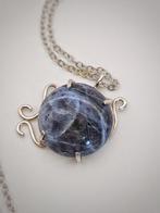 Zonder reserveprijs, Ambachtelijk sieraad in 925 zilver met