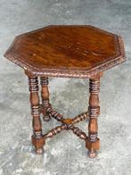 Middentafel - Hout - Octagonaal tafeltje