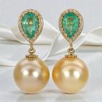 Cocktail oorbellen - 14 karaat Geel goud Smaragd - Diamant -