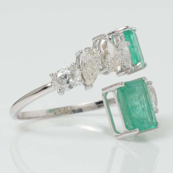 Statement ring - 14 karaat Witgoud - 2.86ct. tw. Smaragd -, Handtassen en Accessoires, Antieke sieraden