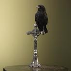 Kraai op Kruis Taxidermie Opgezette Dieren By Max, Verzamelen, Dierenverzamelingen, Ophalen of Verzenden, Nieuw, Vogel, Opgezet dier
