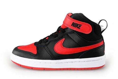 Nike Sneakers in maat 27,5 Zwart | 10% extra korting, Enfants & Bébés, Vêtements enfant | Chaussures & Chaussettes, Envoi