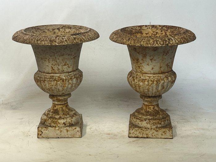 Jardinière (2) - Gietijzer - louvre vazen provence, Antiek en Kunst, Curiosa en Brocante