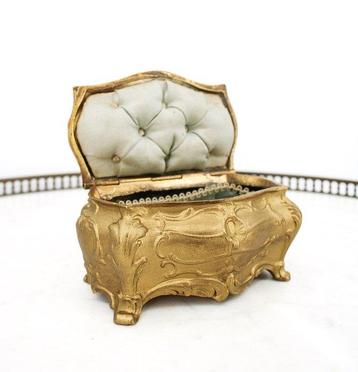 Grand coffret capitonné français style Louis XV - Boîte à