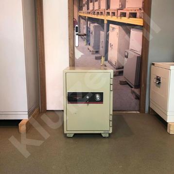 Gebruikte brandwerende kluis Kurogane Wing Safe, Verzenden