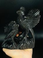 Zwarte obsidiaan papegaaienkoppel beeldhouwwerk – Met de