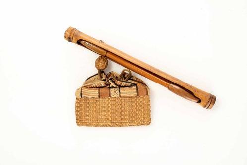 Boîte à tabac - Une pochette japonaise en tissu et paille, Antiek en Kunst, Antiek | Overige Antiek