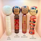 Set van 4 traditionele Kokeshi-poppen - bekroonde poppen en