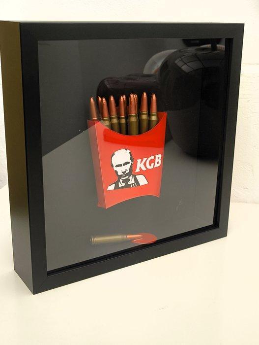 XTC Artist - Mc KGB Red Boxed, Antiek en Kunst, Kunst | Designobjecten
