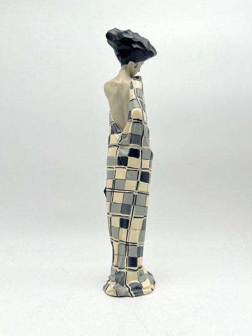 Figure - Schiele - Modernist statue - Résine, Antiek en Kunst, Kunst | Designobjecten