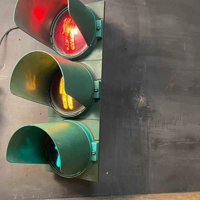 Feu de signalisation - Plastique, Original italien des, Antiquités & Art, Antiquités | Assiettes décoratives & Carrelages