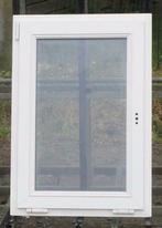pvc raam , chassis , kipraam van 69 x 99  wit, Nieuw, Kunststof, Raamkozijn, Ophalen of Verzenden