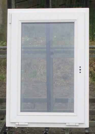 pvc raam , chassis , kipraam van 69 x 99  wit, Doe-het-zelf en Bouw, Raamkozijnen en Schuifdeuren, Inclusief glas, Nieuw, Kunststof