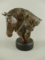 Beeldje - Paard met veulen - 28 cm - Polystone, Antiek en Kunst