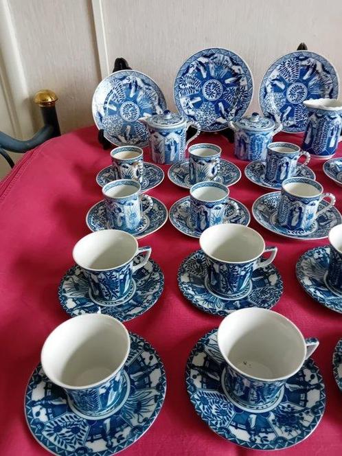 Maastricht - Service à thé et café (41) - lange lijs -, Antiek en Kunst, Antiek | Meubels | Tafels