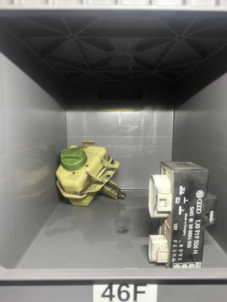 Besturingsmodule koelventilator Volkswagen Transporter T5..., Auto-onderdelen, Elektronica en Kabels, Gebruikt, Volkswagen, Ophalen of Verzenden