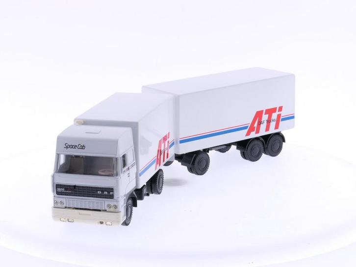 Schaal 1:50 Lion Car DAF 3300-3600 DAF Trucks Nr.76 ATI t..., Hobby en Vrije tijd, Modelauto's | 1:50, Zo goed als nieuw, Ophalen of Verzenden