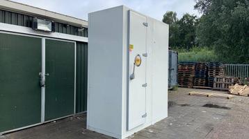 Koelcel 226 x 106 x 286 cm beschikbaar voor biedingen