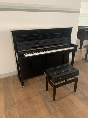 Klaviermeester PROMO: Nieuwe hoge akoestische piano!