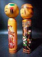 Beeldje, Set traditionele kokeshi met typische taferelen en