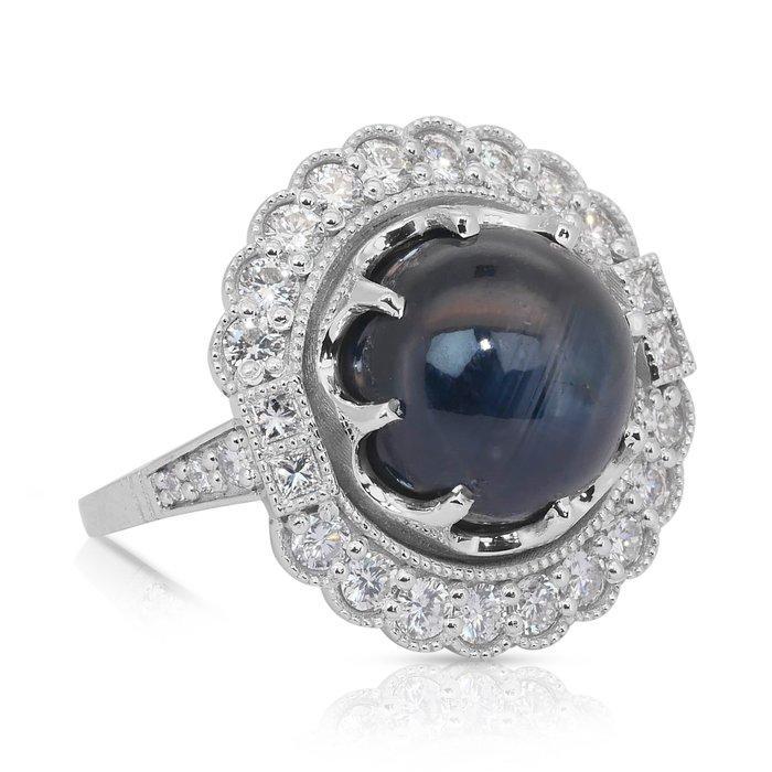 Ring - 18 karaat Witgoud - 14.00ct. tw. Saffier - Diamant, Handtassen en Accessoires, Ringen