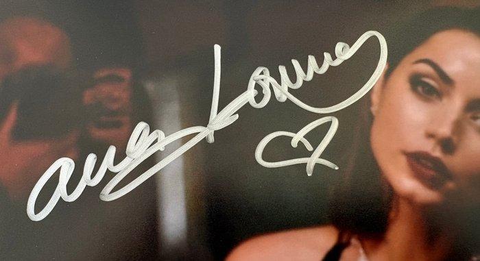 Ana de Armas - Paloma No Time To Die 2021, Verzamelen, Film en Tv