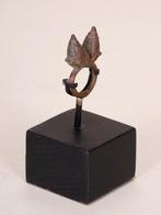 Pendentif en bronze de fertilité, peuple Dogon, Mali - Dogon, Antiek en Kunst