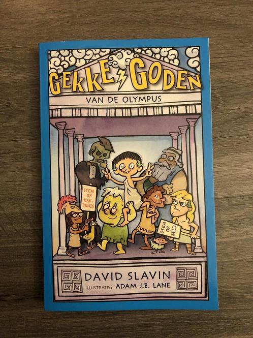 Gekke goden van de Olympus (Special Stichting Jarige Job) /, Boeken, Kinderboeken | Jeugd | onder 10 jaar, Gelezen, Verzenden