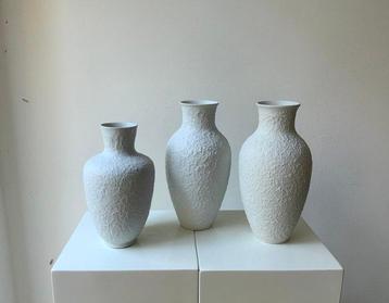 Metzler & Ortloff - Vase (3) - Biscuit de porcelaine - Vases