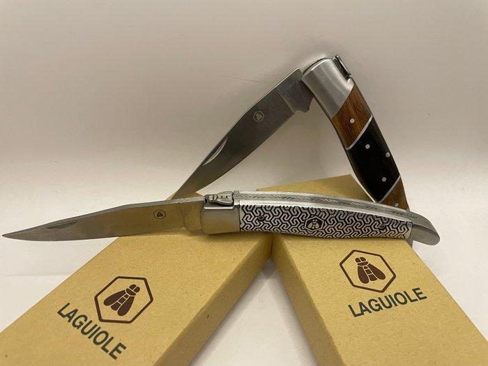 Laguiole - Tafelmes (2) - Laguiole vouwmessen of zakmessen -, Antiek en Kunst, Antiek | Keukengerei