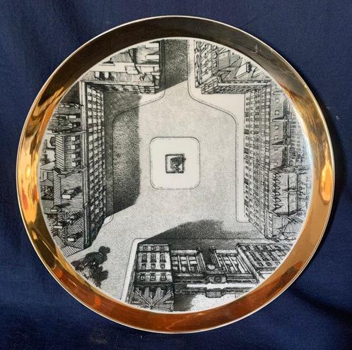 fornasetti milano - Piero Fornasetti - Schotel - 1965 piatto, Antiek en Kunst, Antiek | Meubels | Stoelen en Sofa's