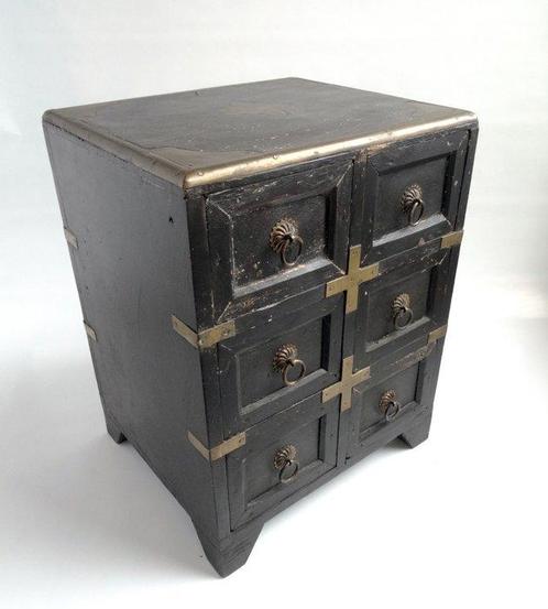 Past Times - Armoire - Bois, Laiton - Coffre à épices de, Antiek en Kunst, Kunst | Niet-Westerse kunst