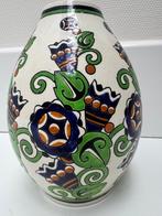Boch Frères - Charles Catteau, Atelier de Fantaisie - Vase -
