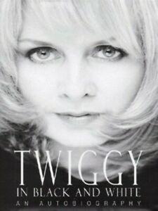 Twiggy in black and white: An Autobiography by Twiggy Lawson, Livres, Livres Autre, Envoi