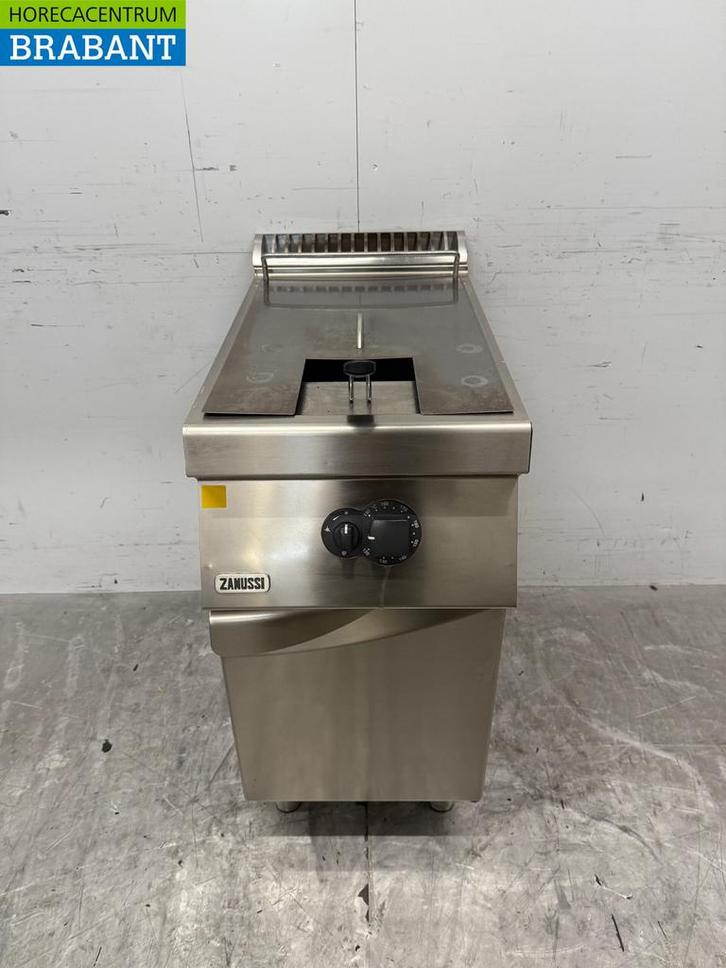 Friteuse Zanussi en acier inoxydable 15 litres Gaz naturel, Articles professionnels, Horeca | Autre, Envoi