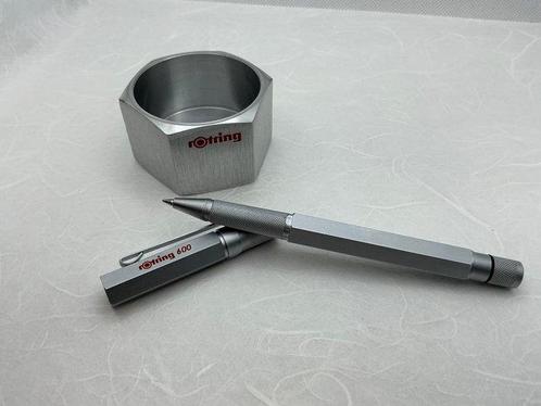 Rotring - NOS inktpot houder en RR 600 - Zonder Minimumprijs, Verzamelen, Pennenverzamelingen