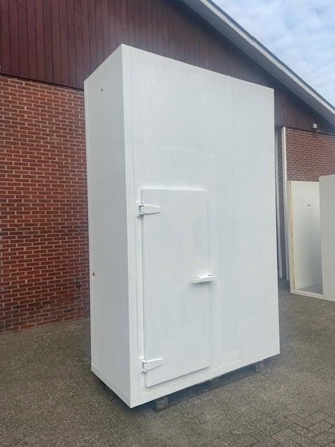 Koelcel 196 x 91 x 316 cm met glazenruit, Zakelijke goederen, Horeca | Keukenapparatuur, Gebruikt, Koelen en Vriezen