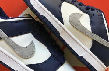 Nike - Dunk Low, Midnight Navy - Light Smoke Grey - Sneakers beschikbaar voor biedingen