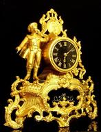 Horloge de cheminée avec personnage - Antique Régule -, Antiek en Kunst, Antiek | Klokken