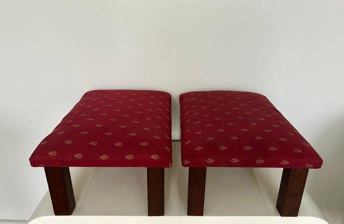 Voetenbank (2) - Hout, Textiel - 2 voetenbankjes krukjes, Antiek en Kunst, Curiosa en Brocante