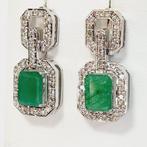 Oorbellen - 14 karaat Witgoud -  1.79ct. tw. Smaragd -, Handtassen en Accessoires, Oorbellen, Nieuw