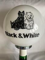 “BLACK & WHITE WHISKY” grote fles met bolle