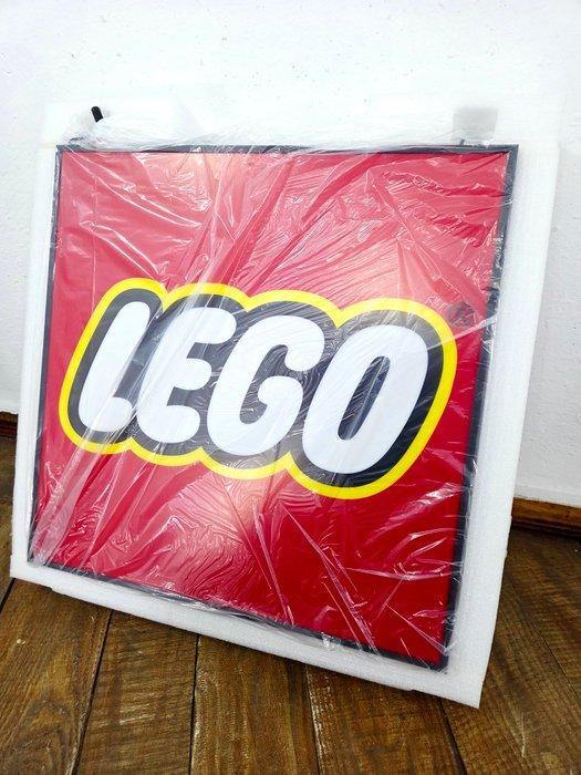 Lego Winkel display - Double-Sided Light Sign 60x60, Enfants & Bébés, Jouets | Duplo & Lego