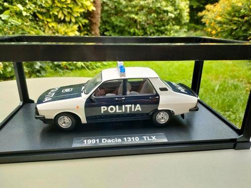 Triple9 1:18 - Voiture miniature - Dacia 1310 TLX Politie -, Hobby en Vrije tijd, Modelauto's | 1:5 tot 1:12