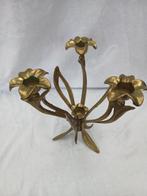 Kandelaar - Messing - bloemvormige kandelaar, Antiek en Kunst