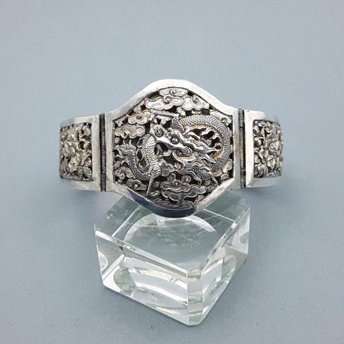 Armband - Zilver, Draak, Midden 20e eeuw - China -, Antiek en Kunst, Antiek | Overige Antiek