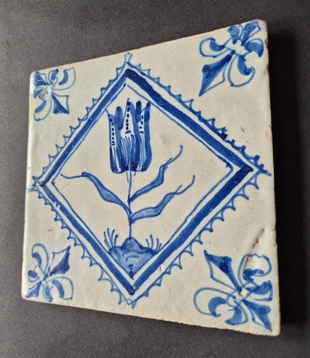 Carreau - fleur hollandaise - 1650-1700 - Tulp carreau, Antiek en Kunst, Antiek | Glaswerk en Kristal